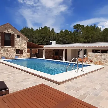 Fortuna House *