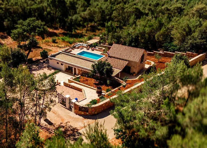 Fortuna House Villa